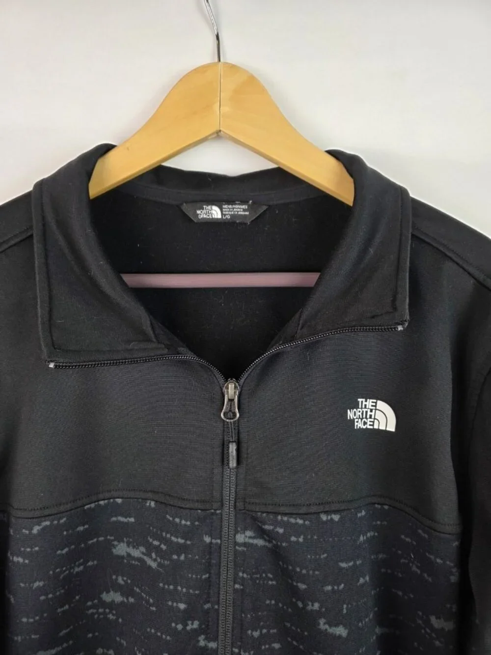 The North Face Mens Jacket Size Large Black Fleece Full Zip Jacket Long Sleeve